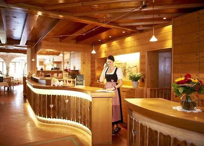 מלון Tirolerhof 4*